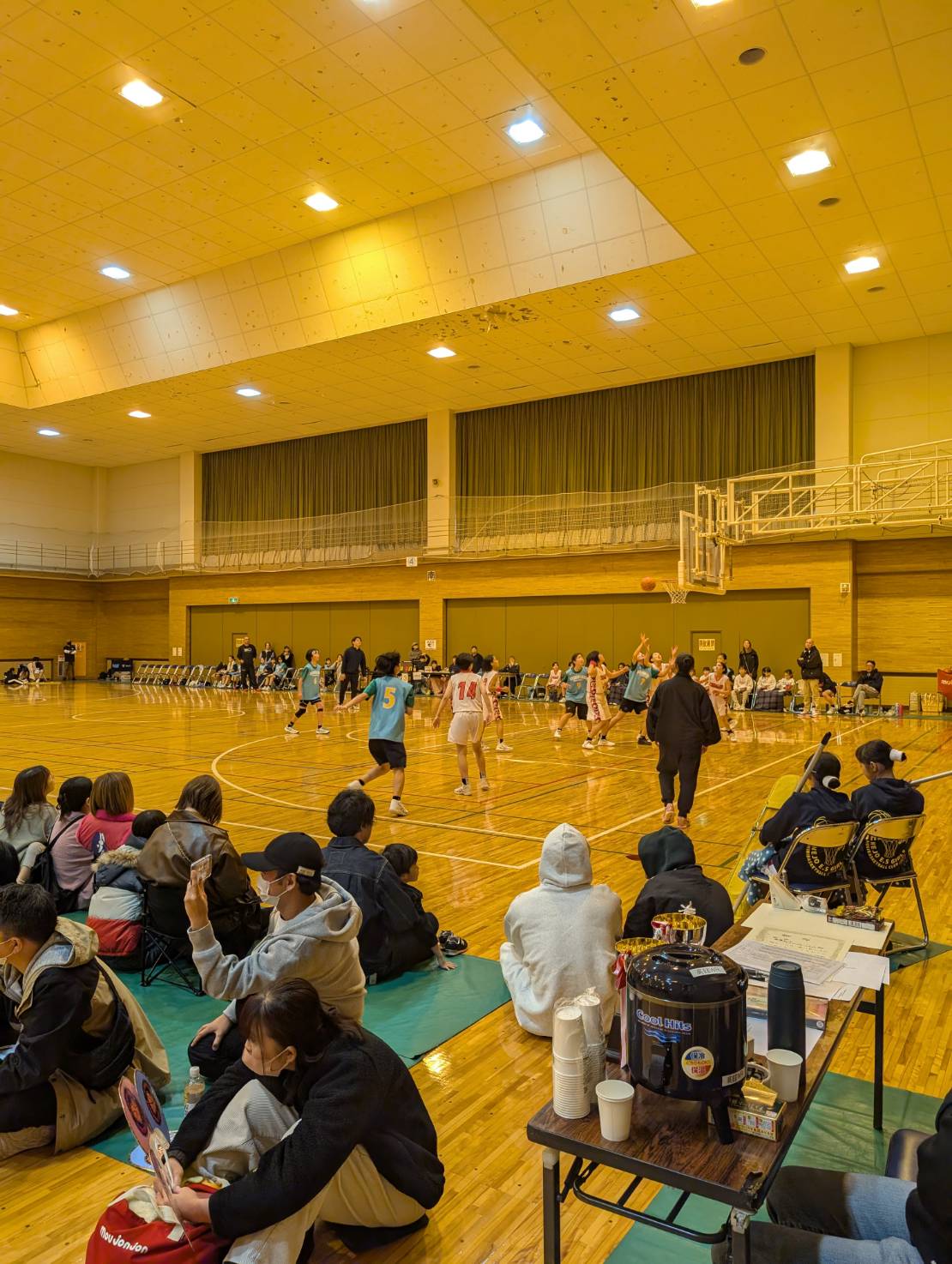 女子の部を盛り上げた選手たちの笑顔