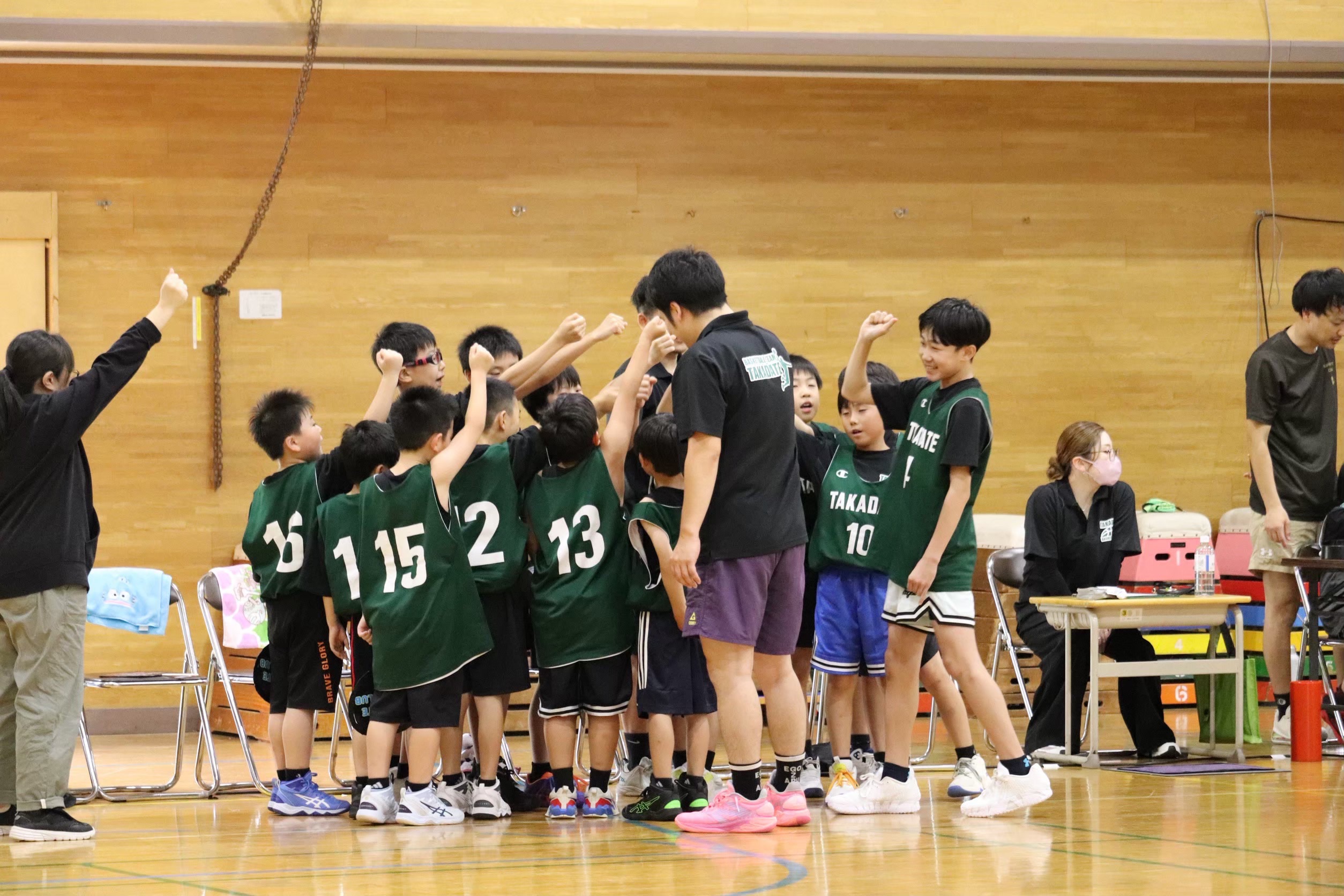 北村杯で全力を尽くしてプレーする選手たち